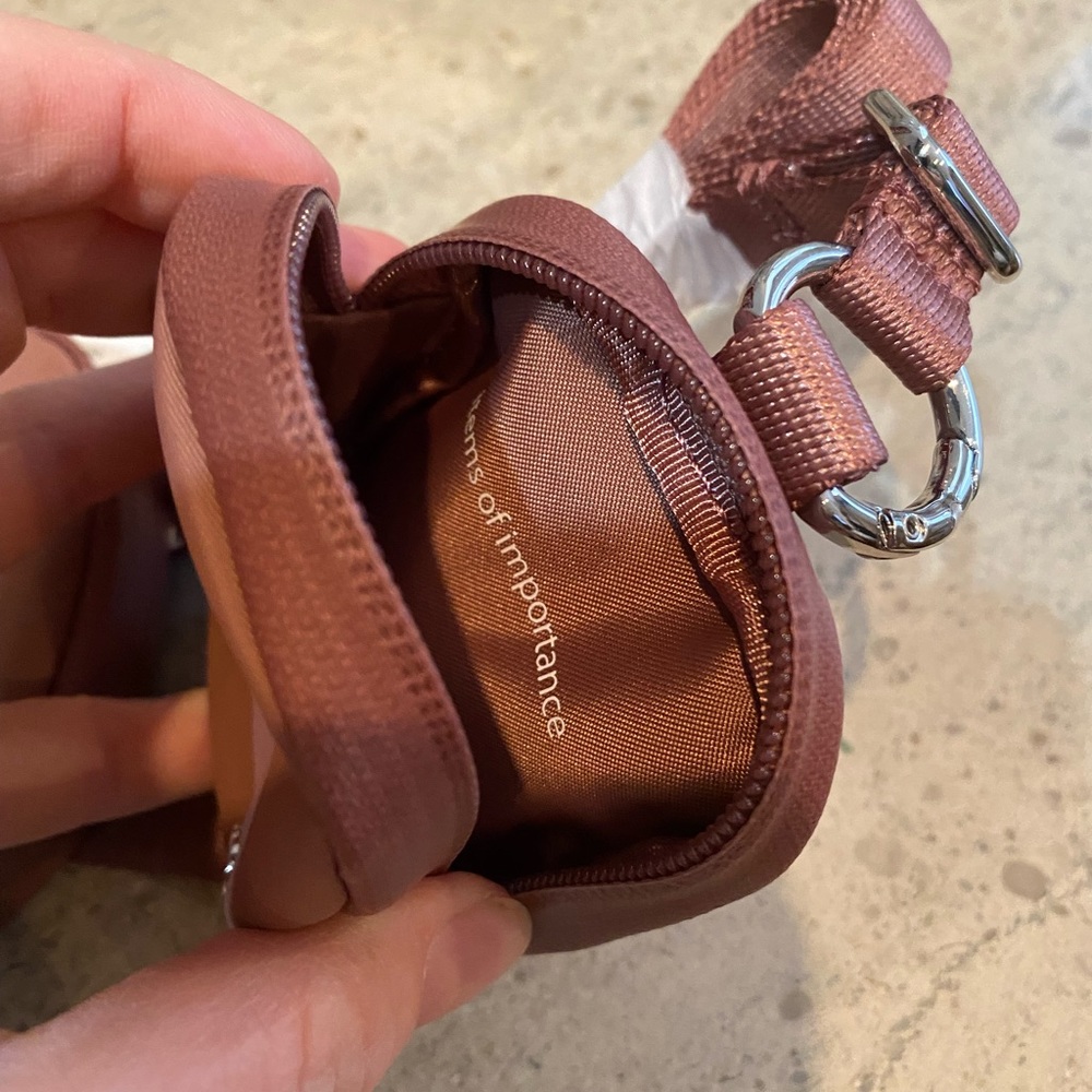 LAST ONE:  Lululemon Modular Phone Crossbody - Picture 9 of 15